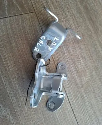 Lexus LBX Rear door hinge set WQDC