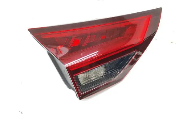 Nissan Rogue Tailgate rear/tail lights