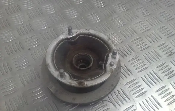 BMW 5 E39 Front upper strut mount 
