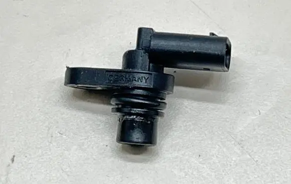 Mercedes-Benz A W177 Camshaft position sensor A2709050400 004903 0232103125