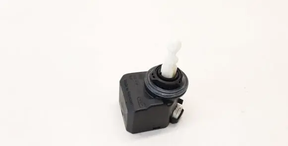 Headlight level adjustment motor