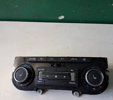 Skoda Superb B6 (3T) Climate control unit 3T0907044AS 5HB00974945 SW0401