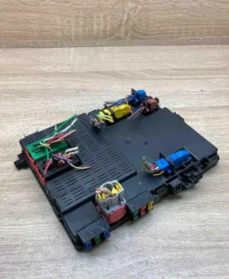 Peugeot 406 Central body control module 9649490680 73008912