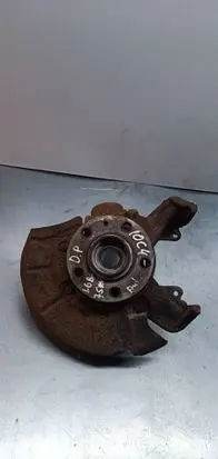 Volkswagen Golf IV Front wheel hub
