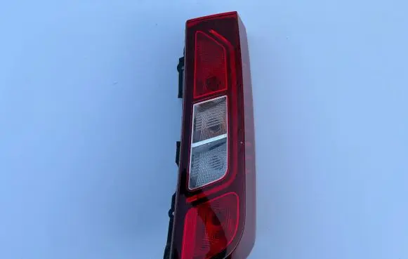 Renault Kangoo III Rear/tail lights 265504482R