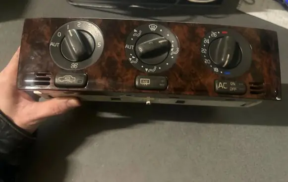 Volvo S40, V40 Climate control unit 889558