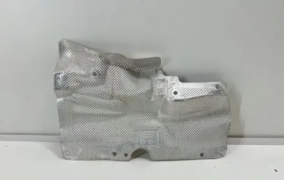 Porsche Cayenne (9Y0 9Y3) Heat shield in engine bay 4M0825691 4M0825691F
