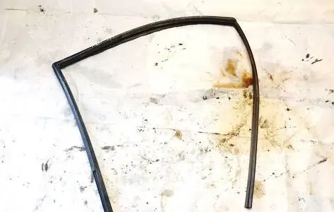 Chevrolet Matiz Rubber seal front coupe door 
