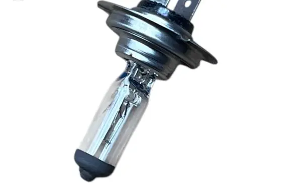 Volkswagen Golf V Headlight/headlamp bulb 820510