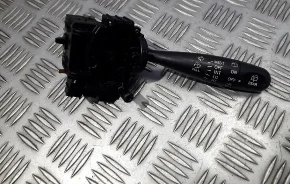 Toyota Yaris Wiper control stalk 173647