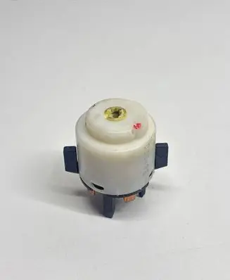 Volkswagen Golf IV Ignition lock contact 4B0905849