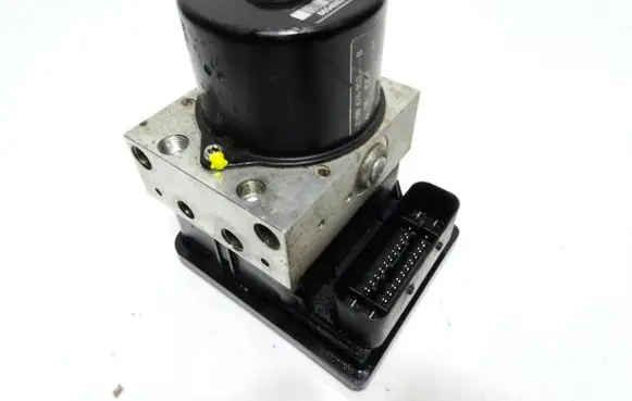 Renault Espace IV ABS Pump 8200426953B 10020603234 P5CT2AAX7