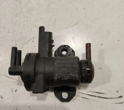 Citroen C8 Valve vacuum 9635704380