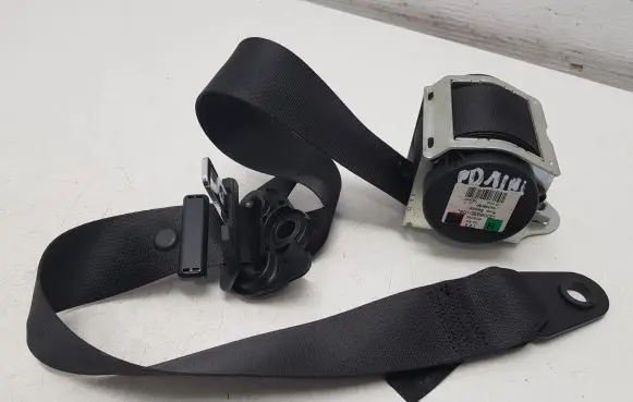 Mini One - Cooper R50 - 53 Front seatbelt 601028800D 7118130