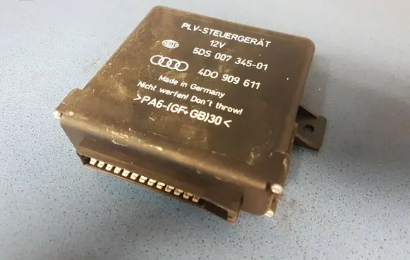 Audi A8 S8 D2 4D Other control units/modules 4D0909611 5DS00734501