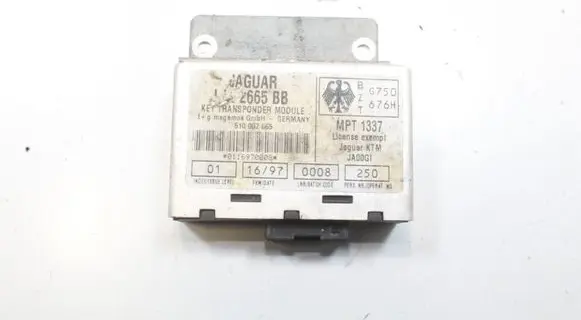 Jaguar XK8 - XKR Door central lock control unit/module LJA2665BB