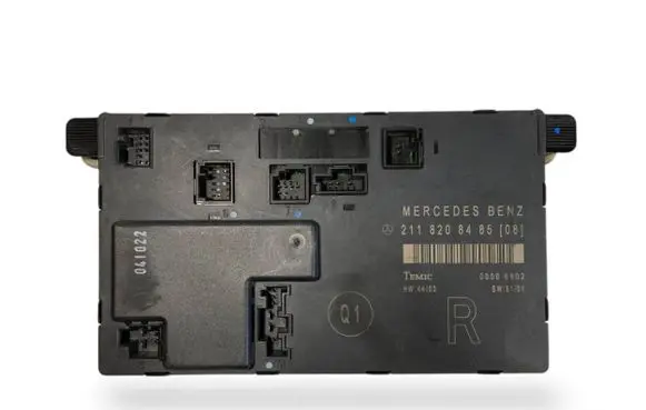 Mercedes-Benz E W211 Door control unit/module 2118208485
