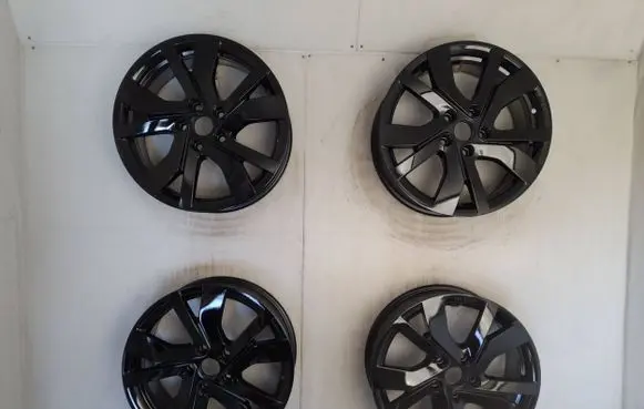 Volkswagen Jetta VII R17 alloy rim 571071497A
