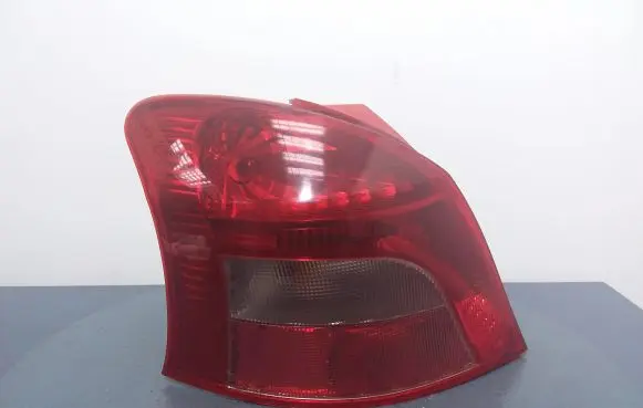 Toyota Yaris Rear/tail lights 52-143