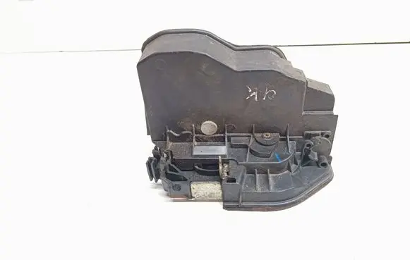 BMW 5 E60 E61 Rear door lock 7202147