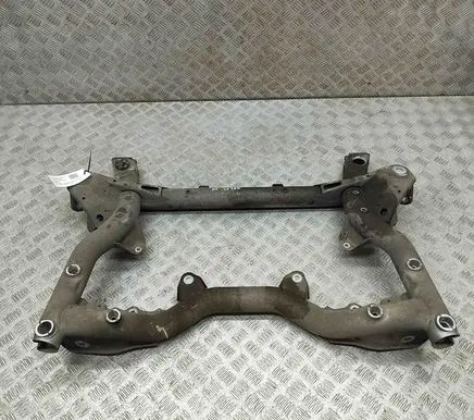 Mercedes-Benz E A207 Front subframe A2046281057