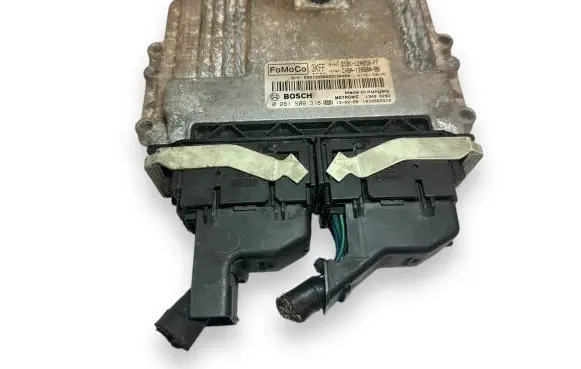 Ford Fiesta Engine control unit/module C1B112A650FF CV6A12B684BB 0261S09318