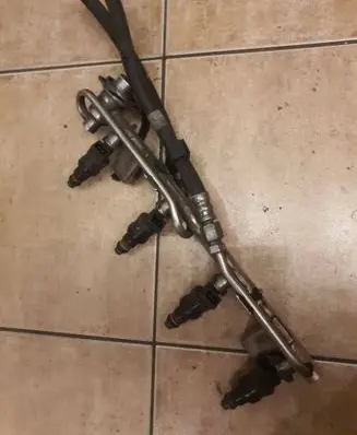 Audi A6 S6 C5 4B Fuel main line pipe 0280160575