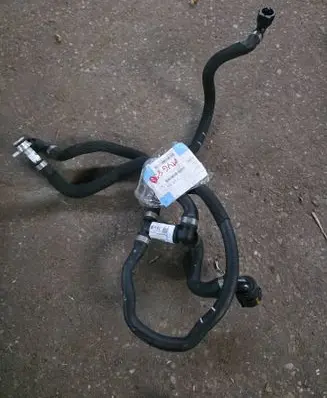 BMW 8 G14 Engine coolant pipe/hose 1926584 8679009 1894245560