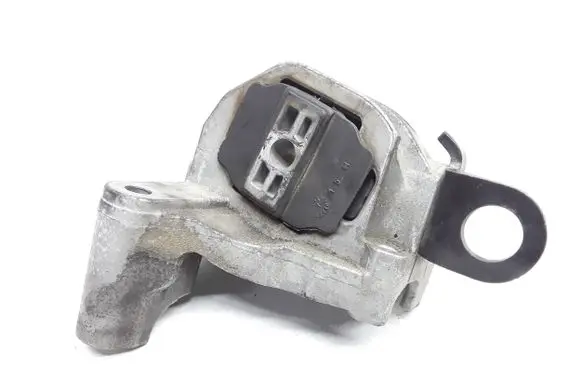 Volvo S60 Engine mount bracket 30741583