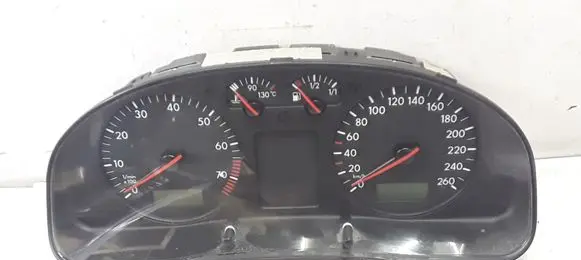 Volkswagen PASSAT B5 Speedometer (instrument cluster) 3B1919880