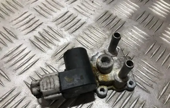 Toyota Celica T200 Idle control valve (regulator) 1368001070 136800-1070