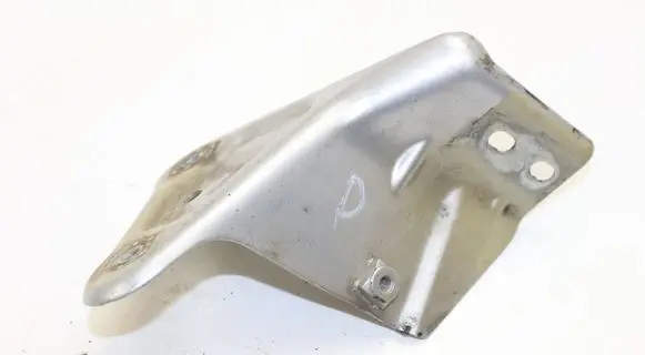 Seat Toledo IV (NH) Fender mounting bracket 5JA821142A