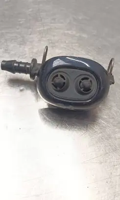 Volvo V70 Headlight washer spray nozzle