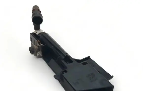Subaru Outback Headlight washer spray nozzle