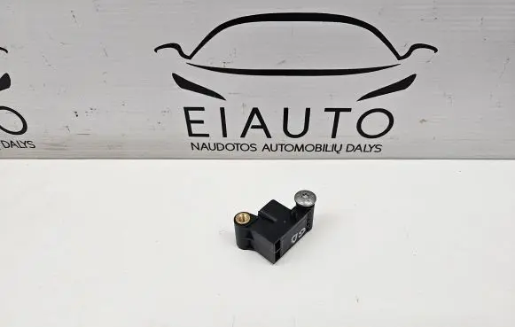 BMW 5 E60 E61 Airbag deployment crash/impact sensor 6977398