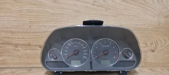 Volvo S40, V40 Speedometer (instrument cluster) 30662280