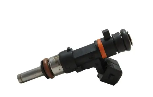 Alfa Romeo Giulietta Fuel injector 0280158224 5060810 125556