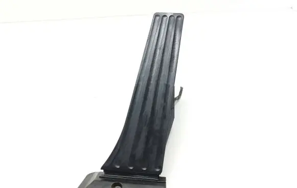 BMW 5 F10 F11 Accelerator throttle pedal 25916010 6789998 35426789998