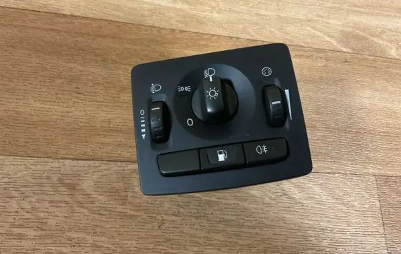 Volvo V50 Light switch 30739298 05W24T