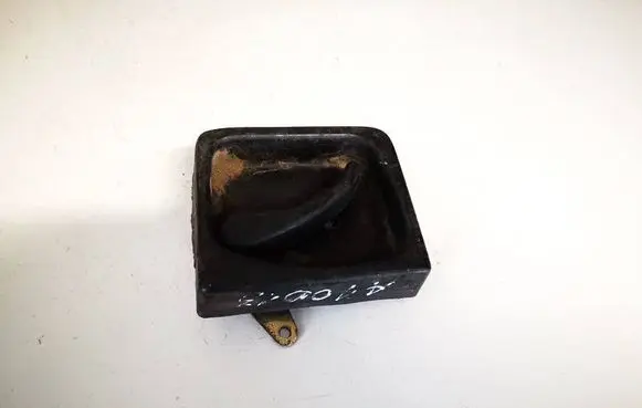 Tailgate opening switch