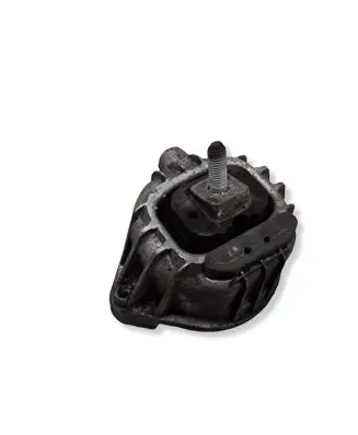 BMW 3 E90 E91 Engine mount bracket 6773248