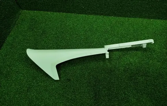 Man TGE 1gen (B) pillar trim (bottom) 7C0867270 20200625