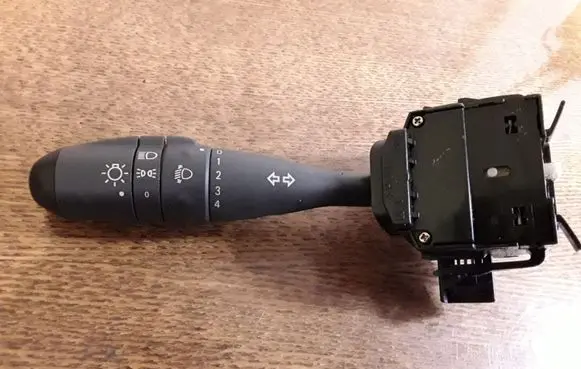 Mitsubishi Colt Indicator stalk 17E018