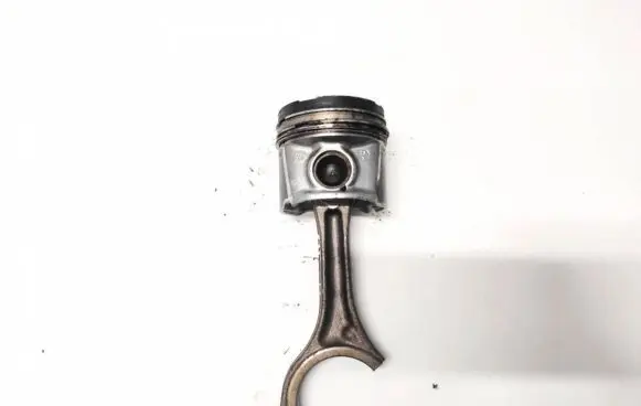 Audi A4 S4 B6 8E 8H Piston with connecting rod