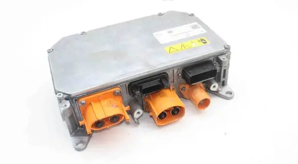 Mercedes-Benz EQB Voltage converter inverter A0009008142