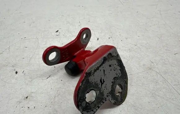 Nissan Qashqai J12 Rear door upper hinge