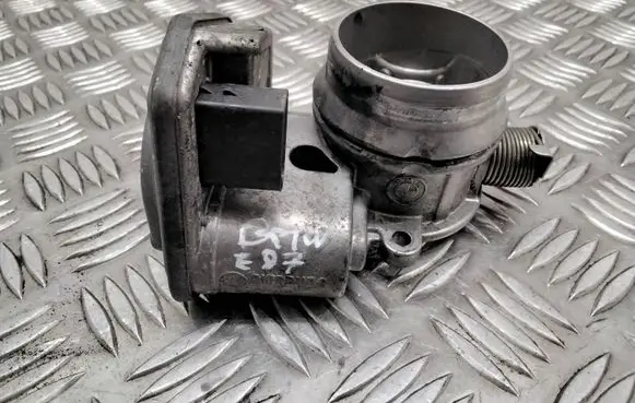 BMW 1 E81 E87 Throttle valve