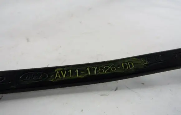 Ford B-MAX Front wiper blade arm AV1117526AD