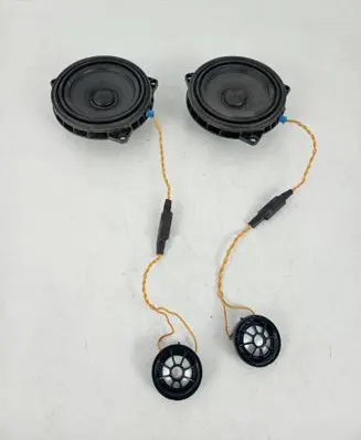 BMW 1 F40 Front door speaker 2622469 9362561