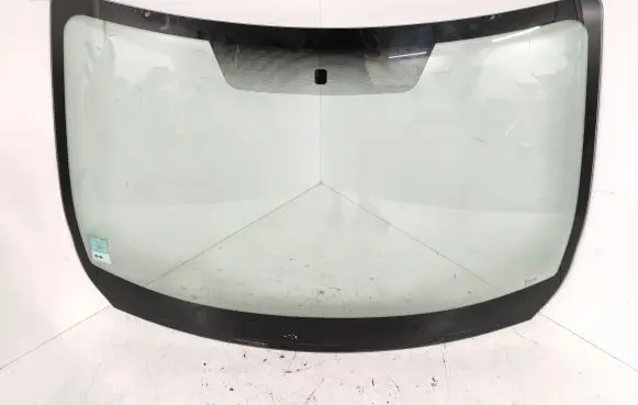 Dacia Lodgy Front windscreen/windshield window 